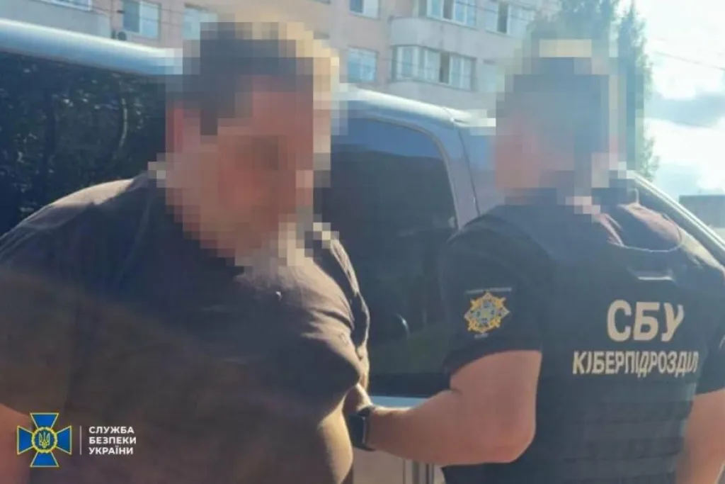 У Києві затримали коригувальника, який готував атаки на рекрутингові центри