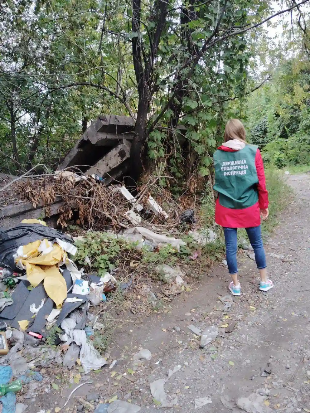 У Запоріжжі знайшли незаконне сміттєзвалище площею понад 3 тисячі квадратних метрів