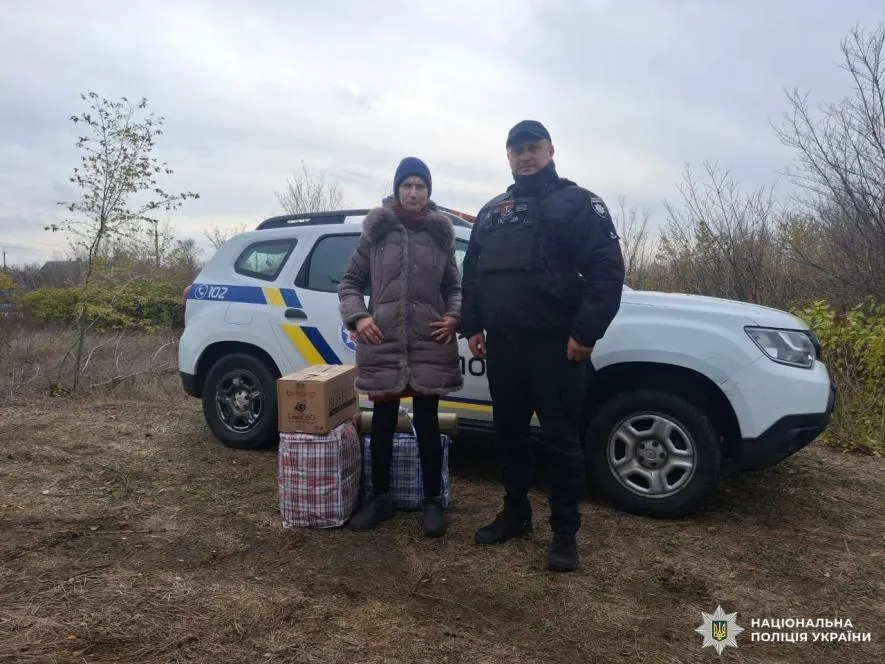 Поліцейські евакуювали чотирьох жінок із прифронтових районів Запорізької області