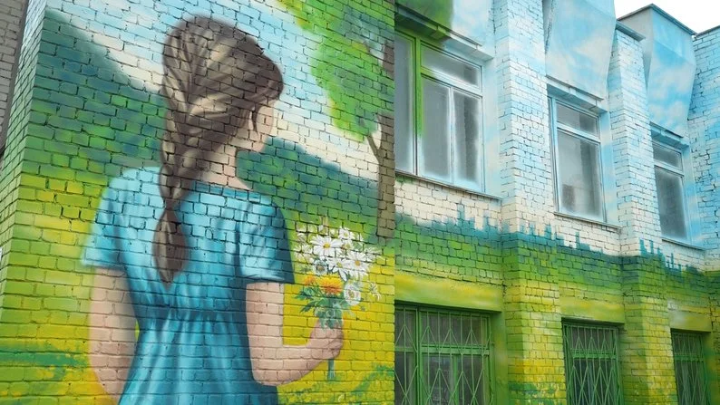 У Запоріжжі на фасаді коледжу з’явився мурал про мінну небезпеку