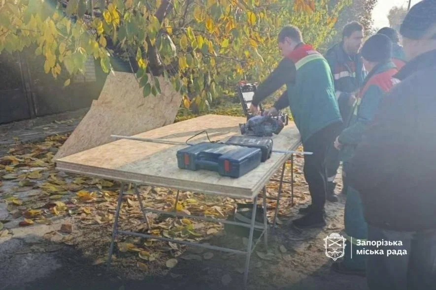 У Запоріжжі після нічної атаки пошкоджено 65 приватних будинків: є поранені