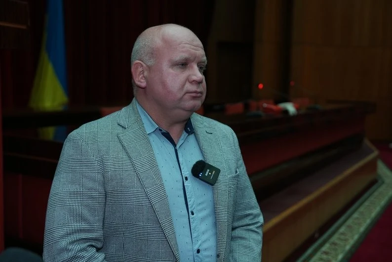 Запоріжці, незгодні з тривалими відключеннями світла, обговорили проблему з “Запоріжжяобленерго” та “Укренерго”