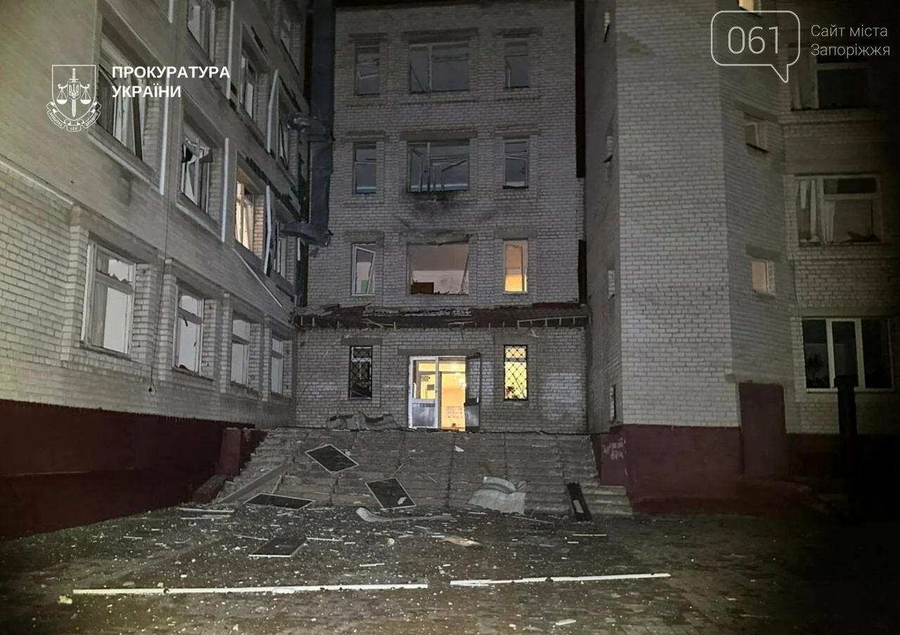 Удар по навчальному закладу: дрон пошкодив школу в Запоріжжі