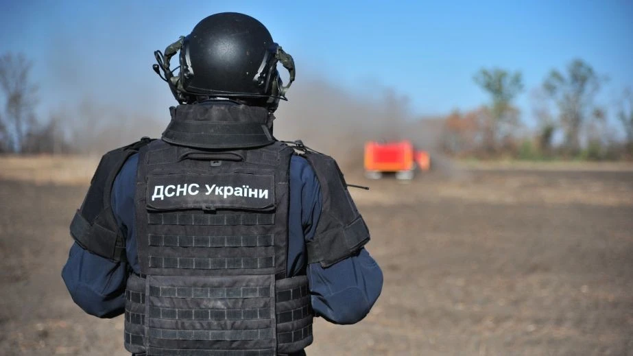 Небезпечні знахідки біля лінії фронту: сапери ДСНС знешкодили боєприпаси на Запоріжжі