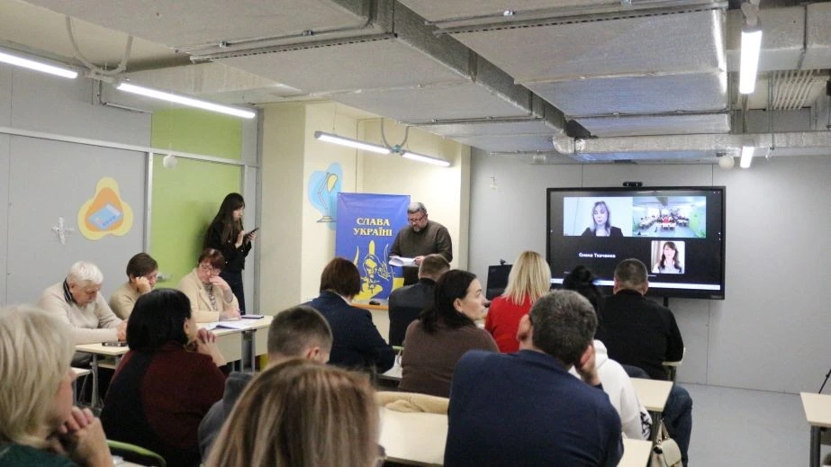 Під Запоріжжям пропонують примусову евакуацію дітей: рішення ухвалили на сесії селищної ради