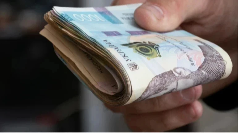Міжнародна фінансова підтримка: як Україна залучила понад 52 мільярди доларів за рік