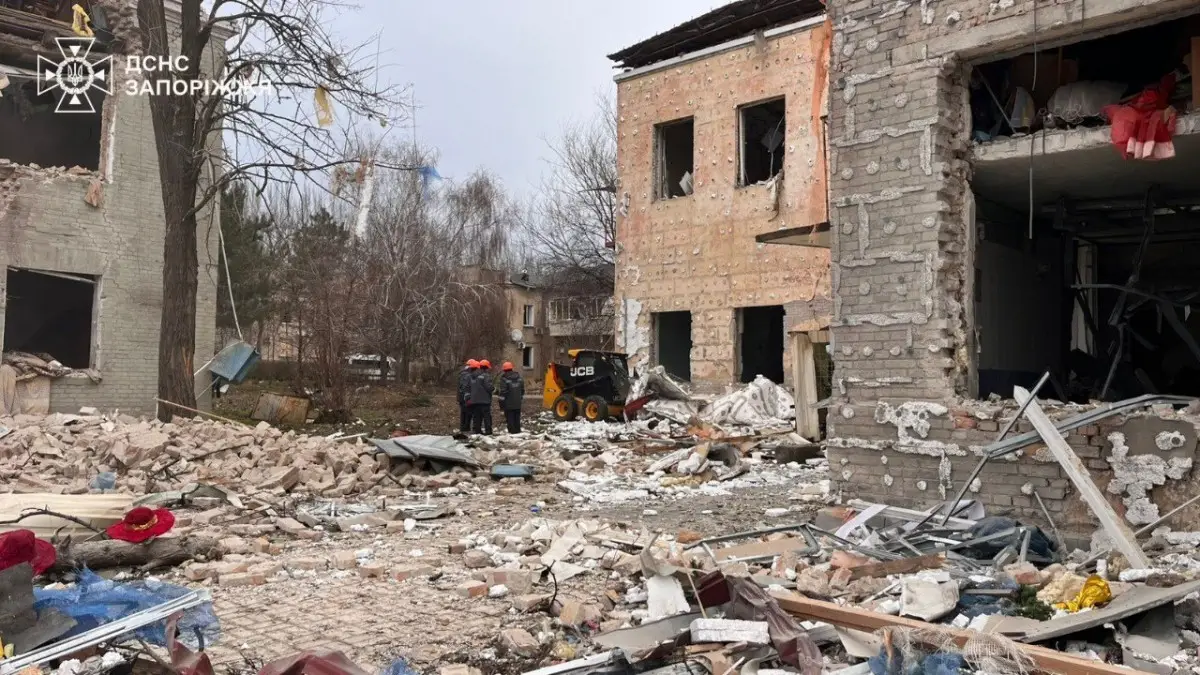 Запоріжжя оговтується після атак: у лікарнях залишаються 22 постраждалих