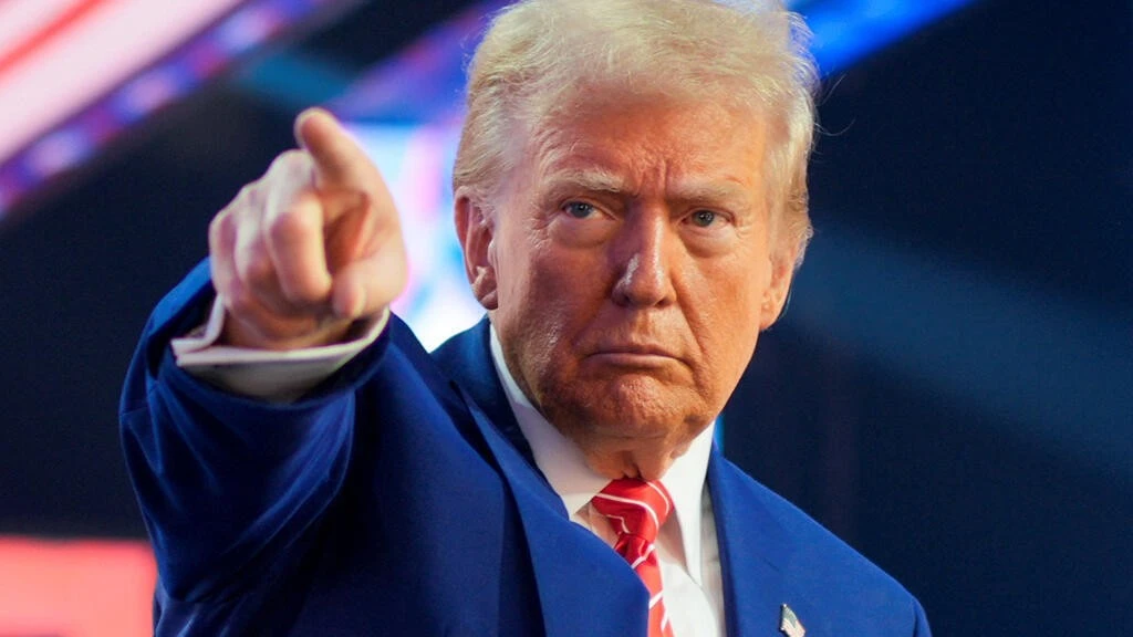 Трамп заявив про фактичну перемогу у війні проти Ірану