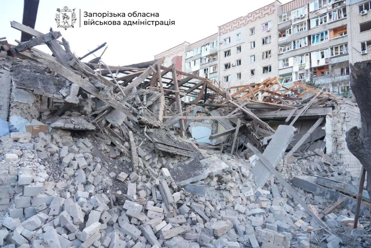 Авіаудар по Запоріжжю: одна людина загинула, понад десятеро постраждали
