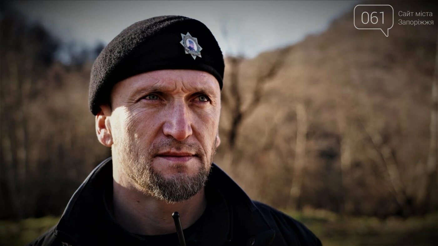 Катування на окупованому стадіоні Бердянщини: поліція викрила чеченського бойовика