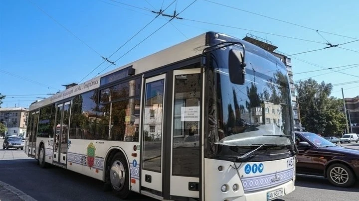Транспортний бунт у Запоріжжі: петиція проти здорожчання проїзду набрала необхідні голоси