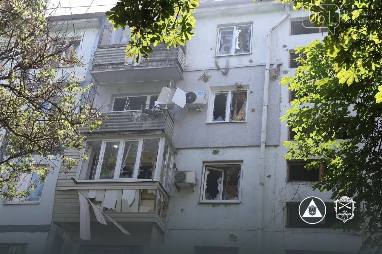 Авіаудар по житлових кварталах Запоріжжя: серед поранених є діти, під завалами шукають зниклих безвісти