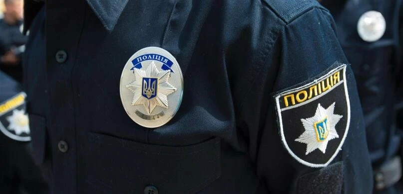 Збройний напад у Запоріжжі: зловмисник відібрав майно та поранив знайомого